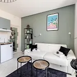 Private - Small Studio For Two At 5 Minutes From Croisette