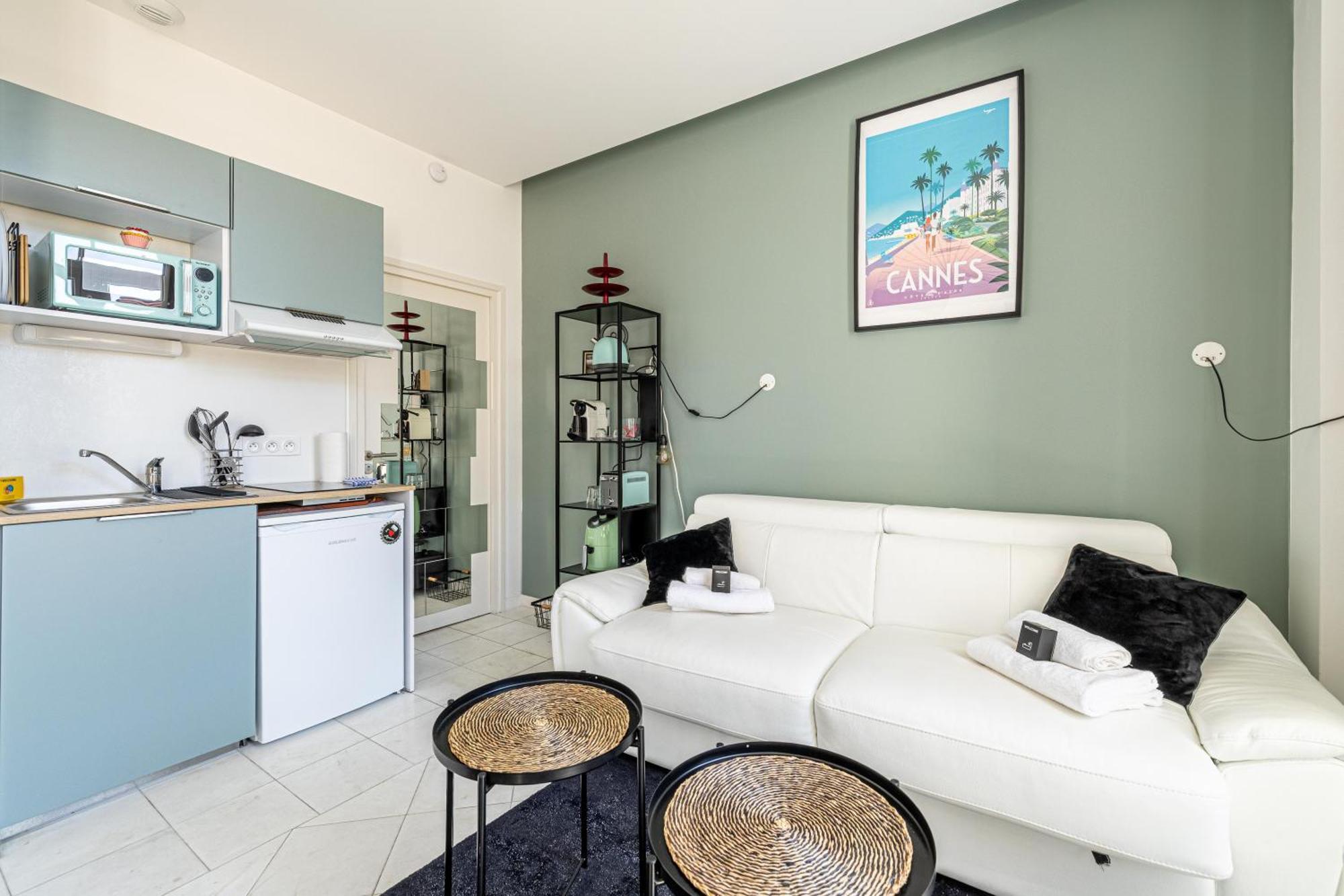 Appartamento Private - Small For Two At 5 Minutes From Croisette Cannes